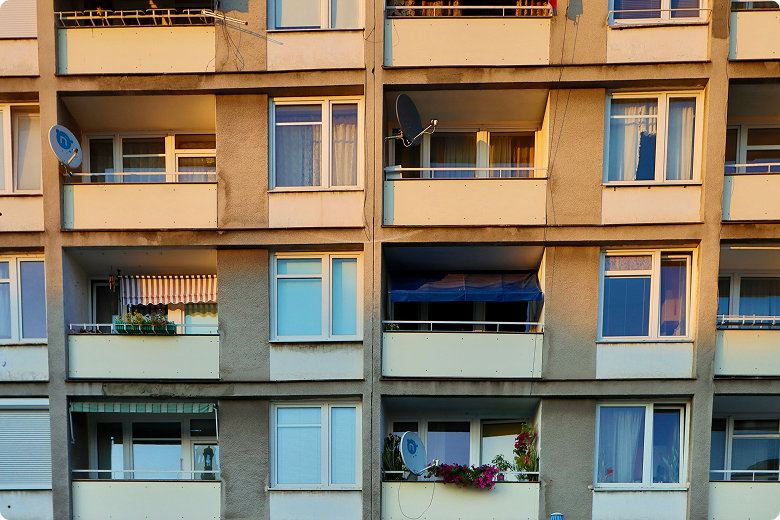 a building with many windows